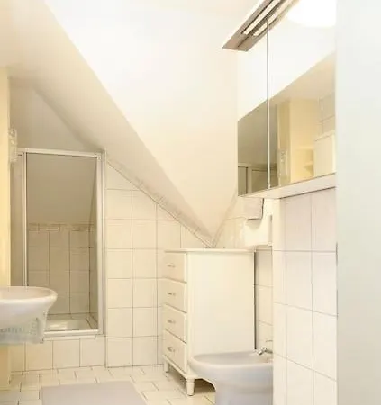 Apartment U In Bad Gams *