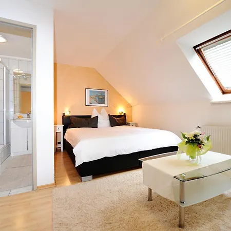 Apartment U In Bad Gams *