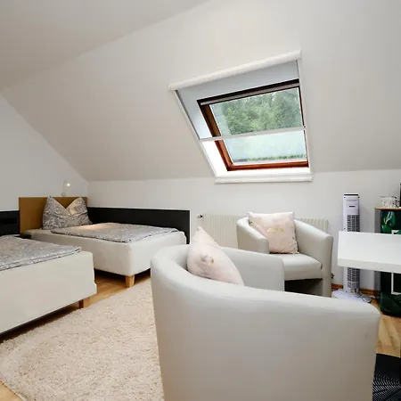 Apartment U In Bad Gams *